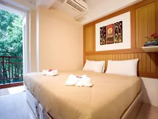 Happy House Guesthouse